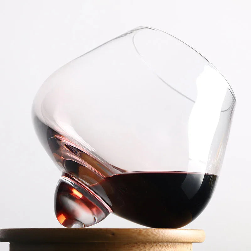 Cognac glasses, whiskey liquor glasses, household beer, red wine, glass of rock, tumbler, water glasses
